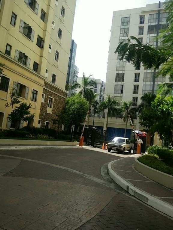 Palm Tree Genlex Condo مانيلا المظهر الخارجي الصورة